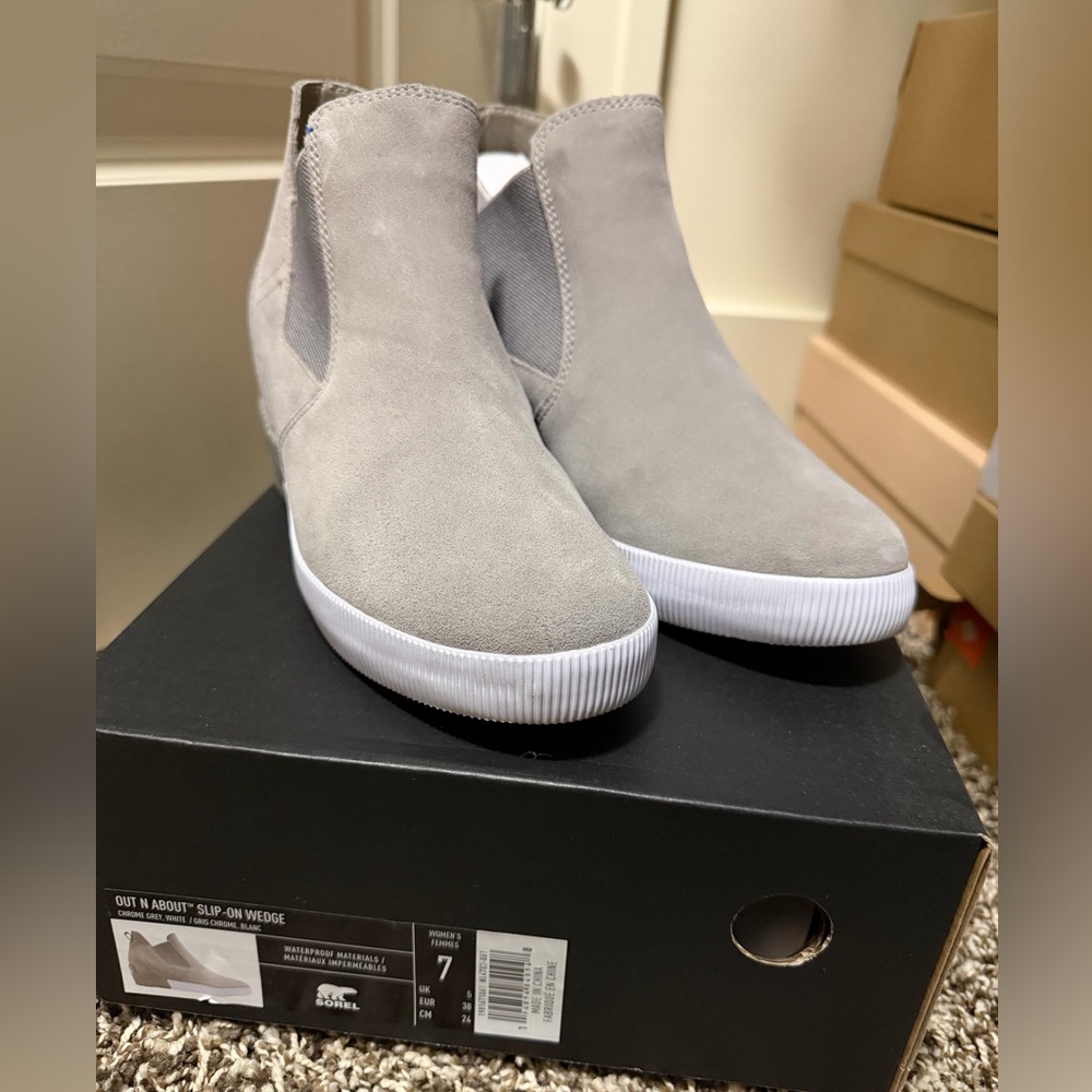 Sorel Women's Gray Ankle Booties
